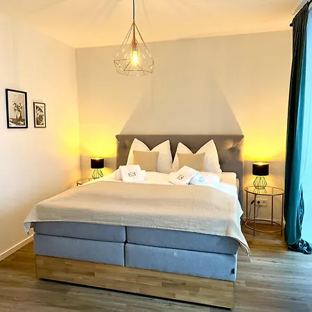 Vetterlux Suite, Zentral, Gross, Ruhig, Gemuetliche Betten, Naehe Bodensee
