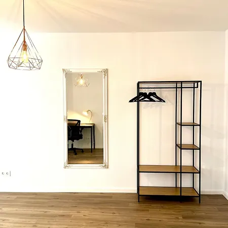 Vetterlux Suite, Zentral, Gross, Ruhig, Gemuetliche Betten, Naehe Bodensee