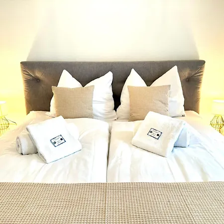 Lejlighed Vetterlux Suite, Zentral, Gross, Ruhig, Gemuetliche Betten, Naehe Bodensee